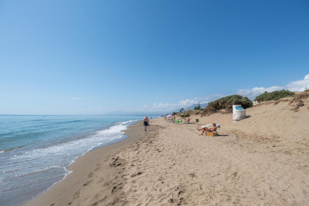 Soek La Romana Seafront Marbella Buitenkant foto