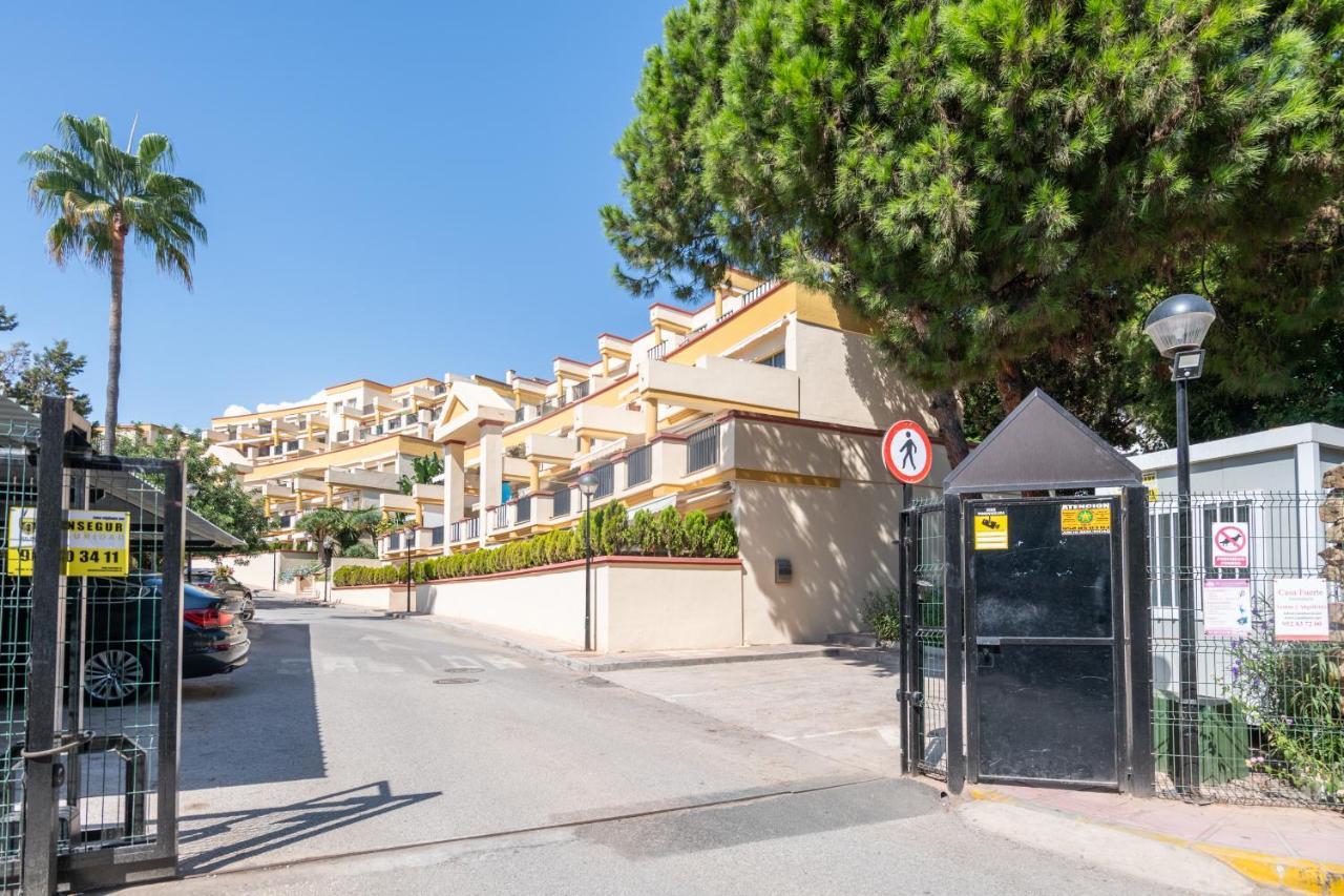 Soek La Romana Seafront Marbella Buitenkant foto